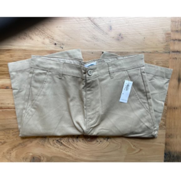 NWT Old Navy Boys Shorts - Picture 2 of 3